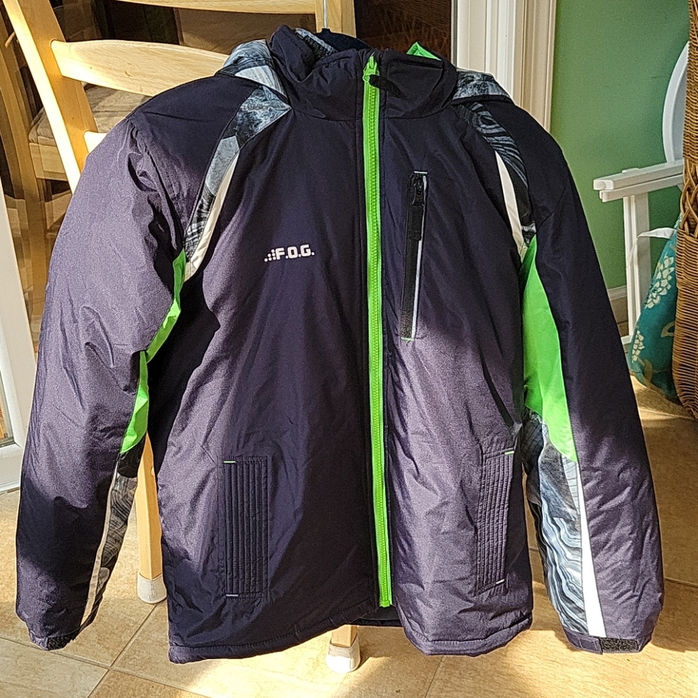 London Fog Navy coat with removable lining large 14/16
